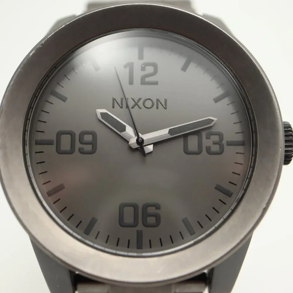 Nixon corporal ss